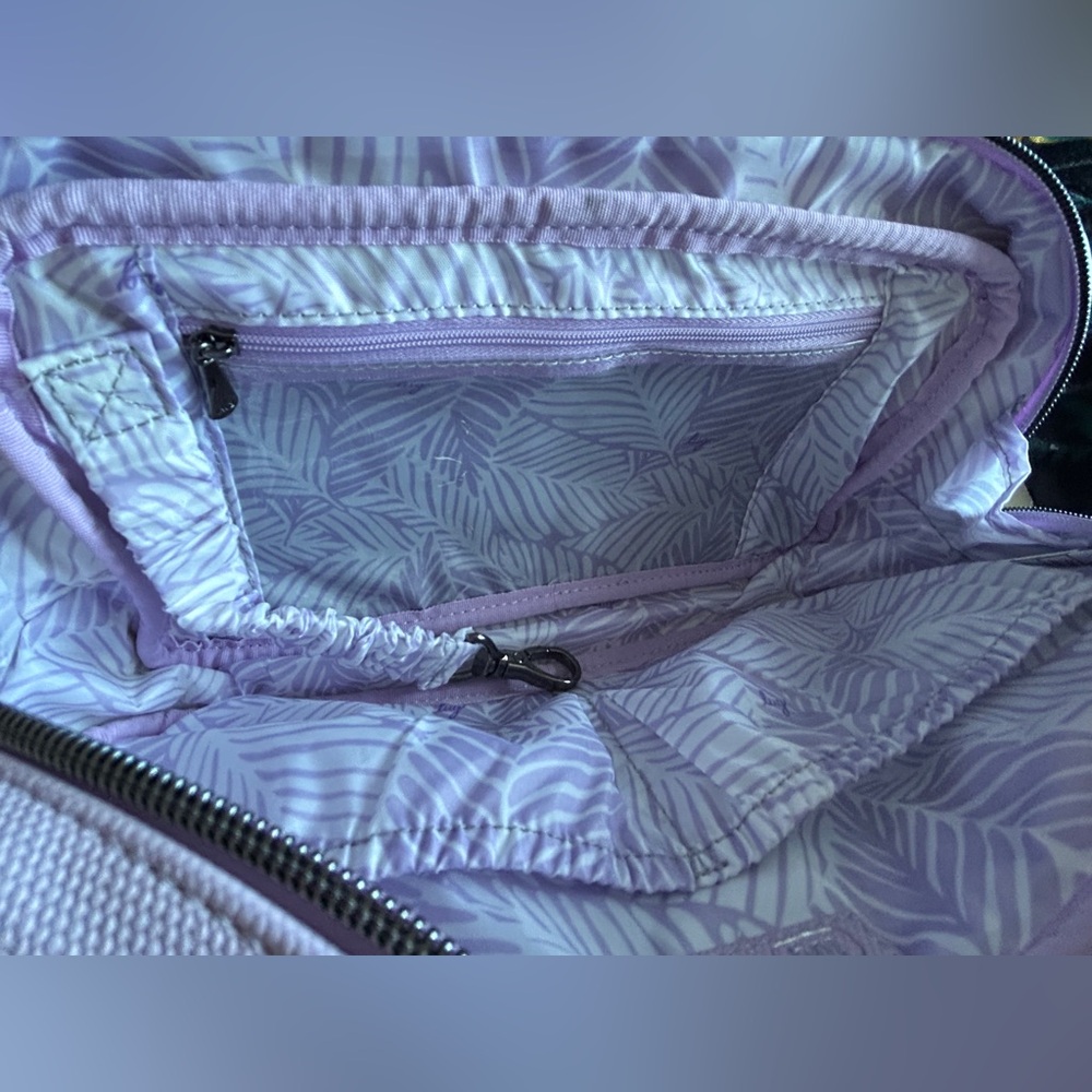 LUG VL HITCH BELT BAG MATTE LUXE SUGARPLUM ICEPOP EUC - Picture 5 of 6